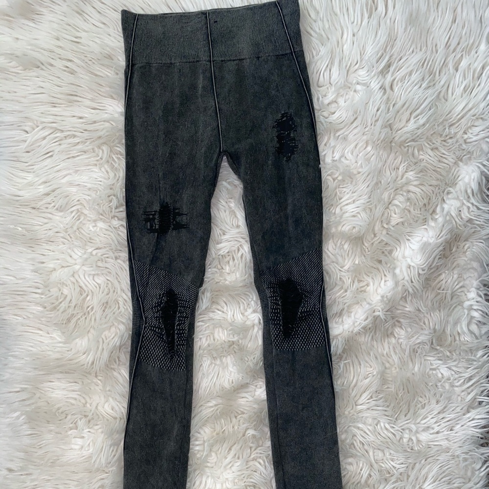 Fashion Nova leggings- size S/M